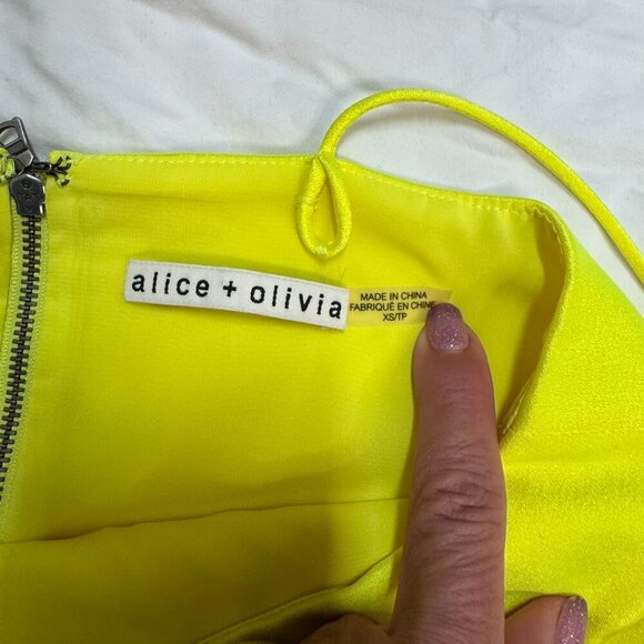 GUC Alice + Olivia Neon Yellow Bodysuit XS - Picture 3 of 5